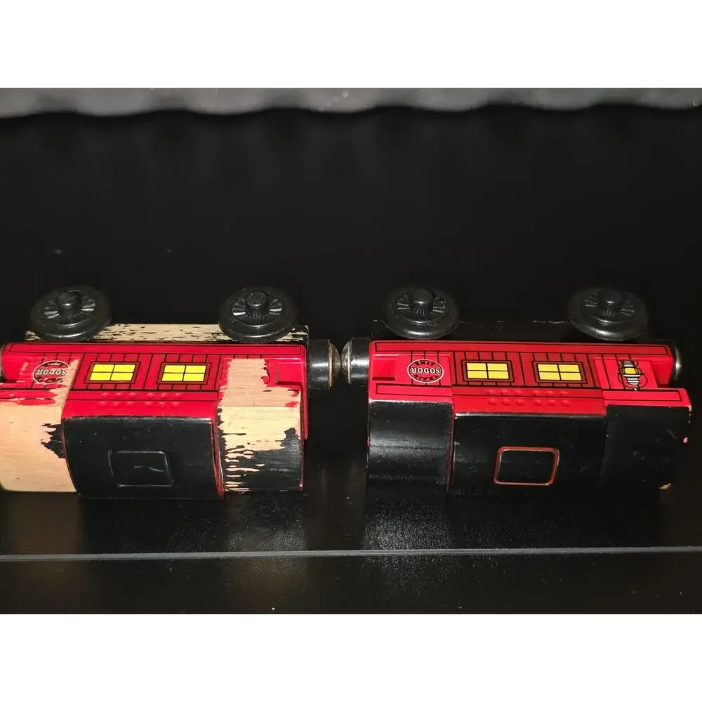 Thomas & Friends Wooden‎ Railway Musical Caboose 2 Pack Train Tank Engine